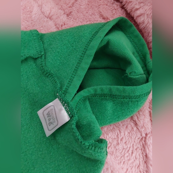 Simply Wags Dog Apparel, Size Small Green Christmas Hoodie for Dogs/Pets - Picture 4 of 4